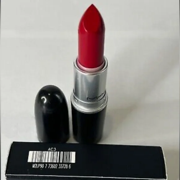 MAC Cosmetics: Matte Lipstick in Glam: Limited Edition & New! 💋 Rare! 💄